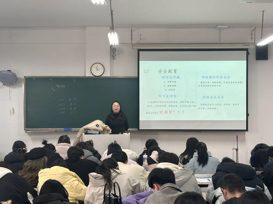 4b813a4e-29de-4a8b-a563-90181a865890